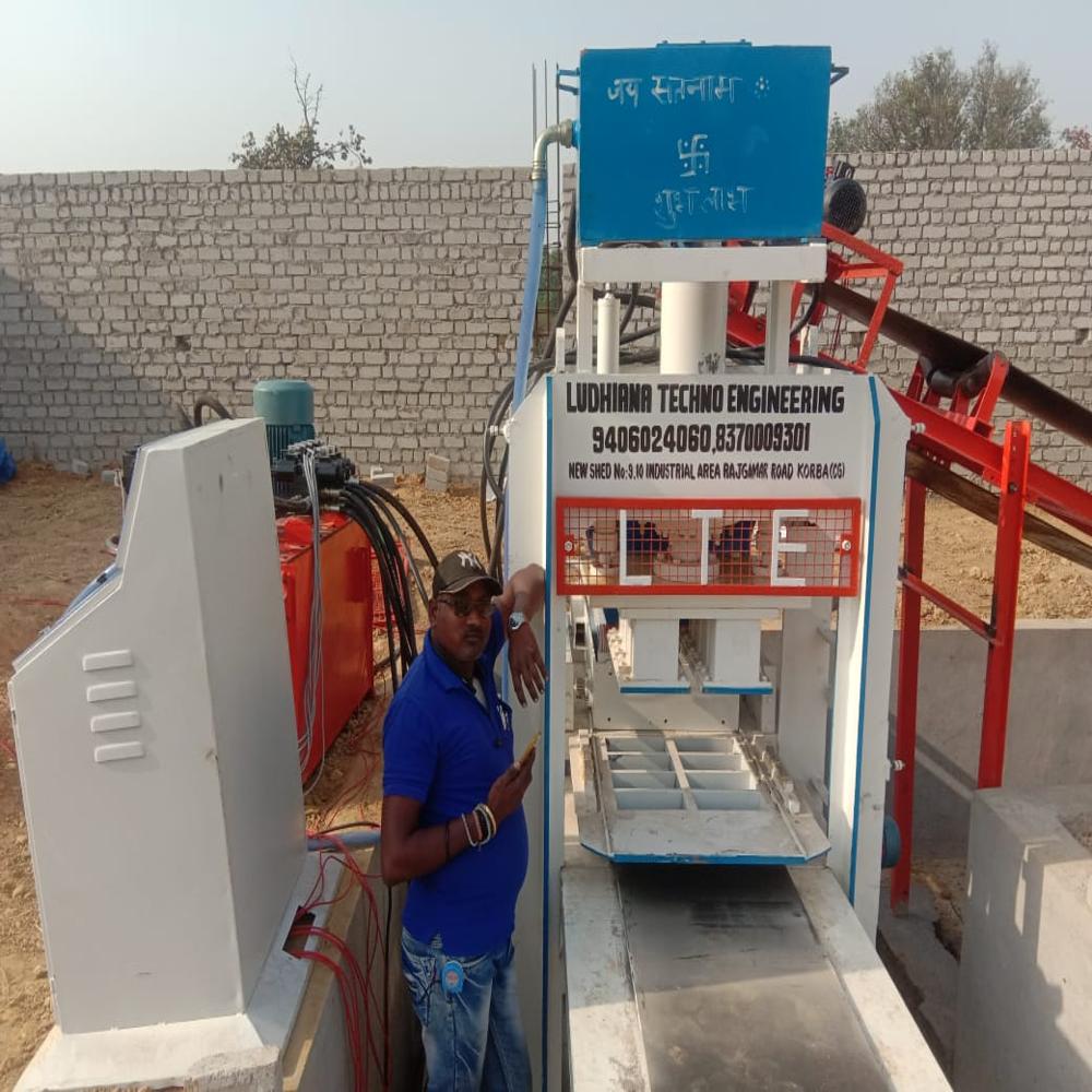 10 Cvt Semi Automatic Brick Making Machine - Feature: High Durability