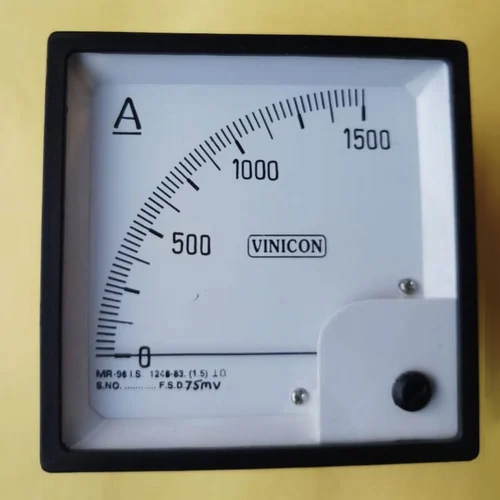 1500 A Dc Moving Coil Analog Amp Meter - Accuracy: 100 %
