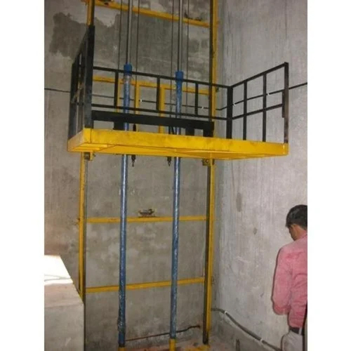 Hydraulic Goods Lift - Capacity: 1.8 Ton