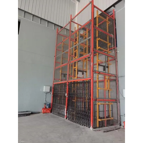 Hydraulic Good Lifts - Capacity: 3 Ton