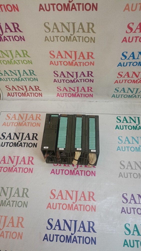 SIEMENS 331-1KF02-0AB0 - Plastic Metal, 125x50x120 mm, Grey, 8 Analog Inputs, 12-bit, Hot Swappable, Overvoltage Protection