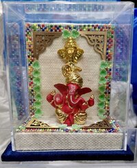 Gajanan murti with cabinet