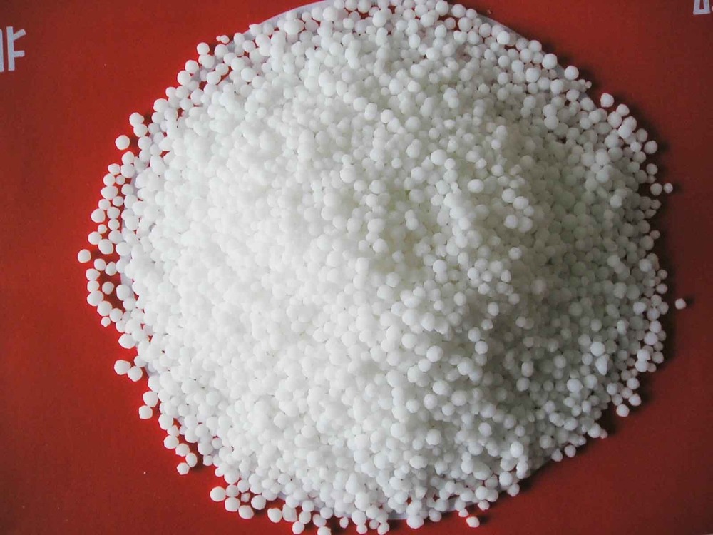 CALCIUM NITRATE  WHITE GRANULAR