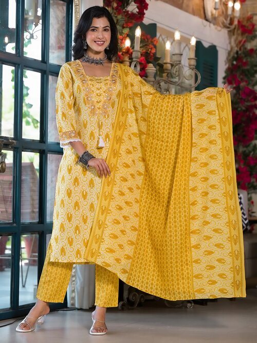 Designer Kurti Pair - Color: Mix