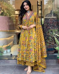 Designer Kurti pair