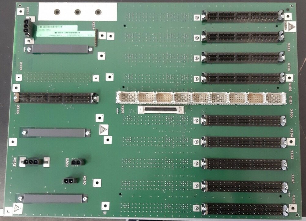 Siemens / Unify Backplane For Hipath 3800 / Os Biz X8 / S30804-q5392-x - Durable Frame Design, Compatible With Hipath 3800 Main Shelf And Os Biz X8 System