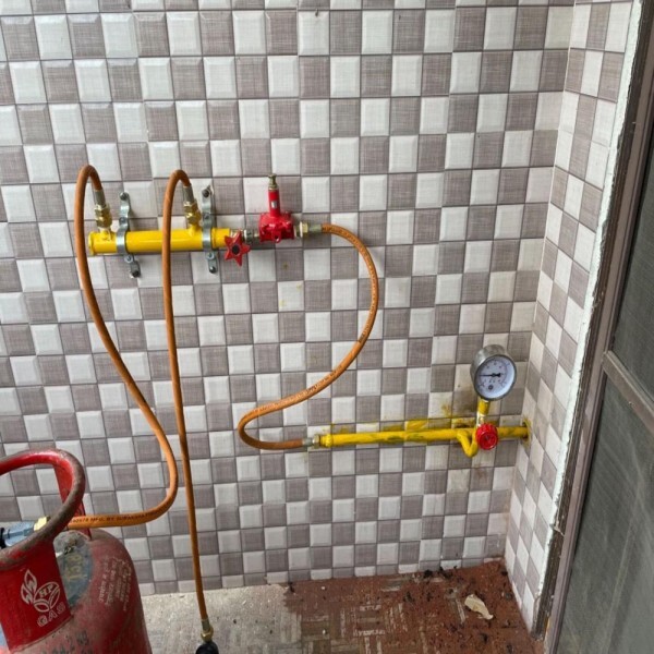 Gas Pipe Line - Material: Iron