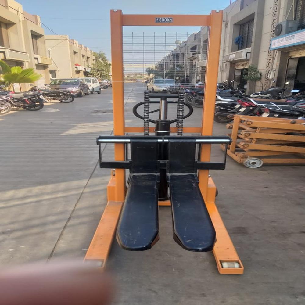 Hydraulic Manual Stacker 