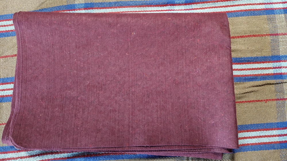 900GRAM NON WOWEN DONATION BLANKET