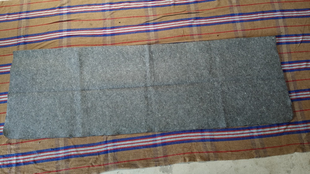 1KG SINGLE NON WOWEN DONATION BLANKET