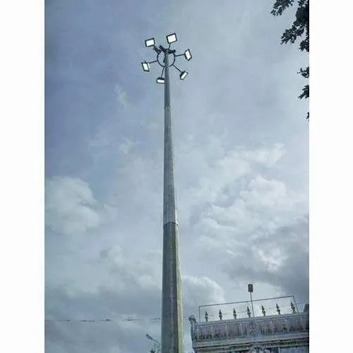 Polygonal Lighting Pole - Color: Silver