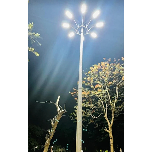 Round High Mast Lighting Pole - Mild Steel, 10-25 Meters Height, Silver Color, Led Lighting , Polished Surface Finish For Street Applications