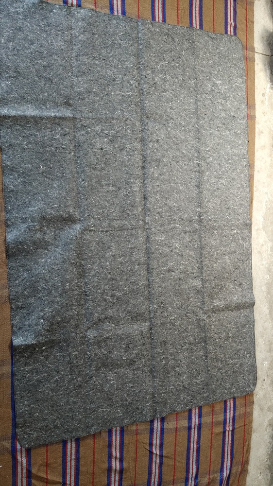 900GRAM सिंगल नॉन वॉवेन डोनेशन ब्लैंकेट