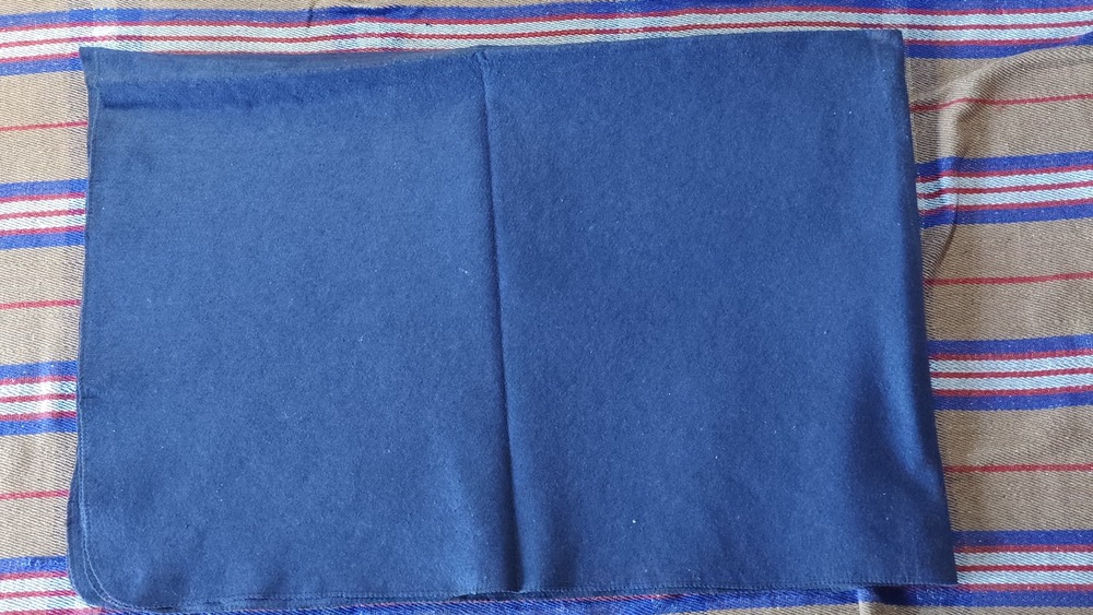 1kg Blue Non Wowen Dontion Blanket - Age Group: Adults