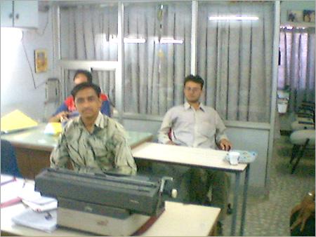 कस्टम क्लीयरेंस