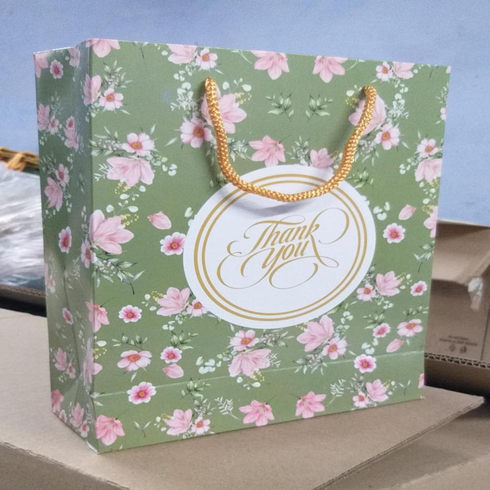 Return Gift Paper Bags  By Sss Sourcings