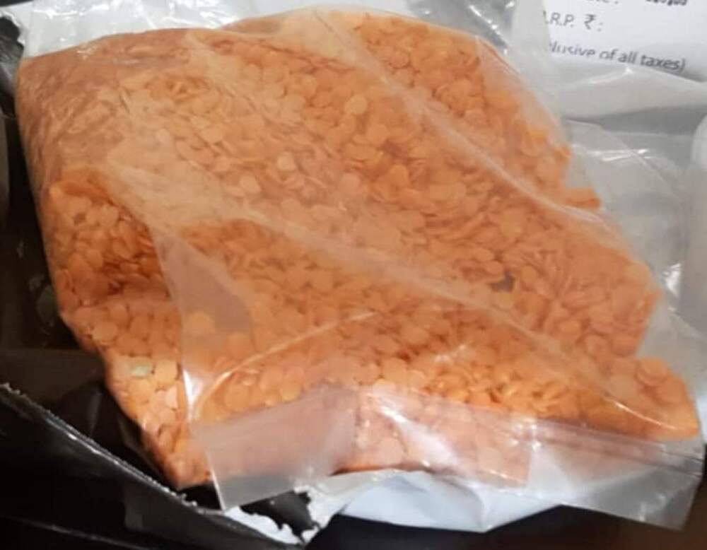 Masoor Dal - Small Lens Shape, Orange Color | High Protein, Rich Fiber, Quick Cooking, Versatile Use, Low Moisture Content