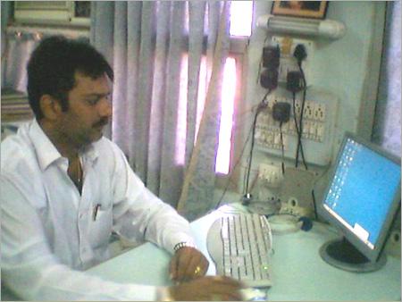 कस्टम क्लियरेंस सेवा