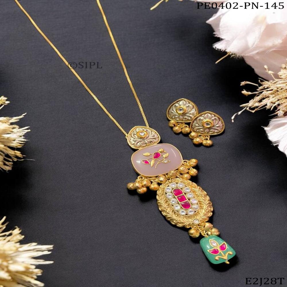 A Fusion Double Tone Pendant