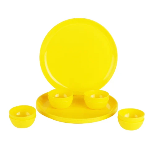Plastic Dinner Set of 12 Pcs