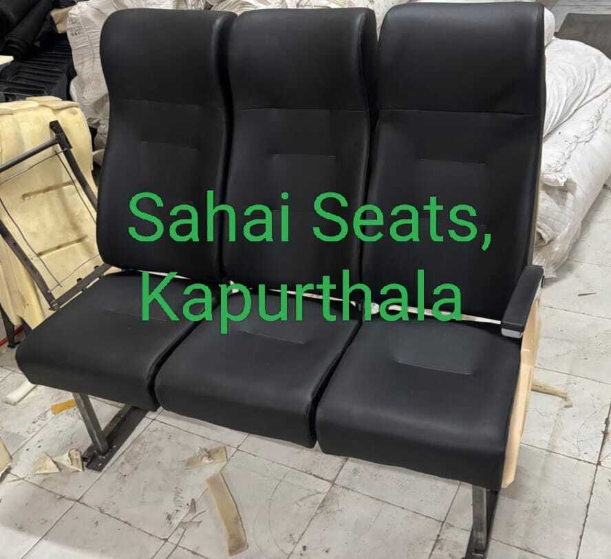 Tempo Traveller Seats - Feature: Durable