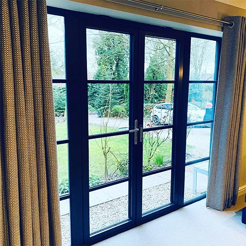 एल्युमिनियम फ्रेंच विंडो