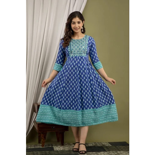 Regular Fit Printed Gown