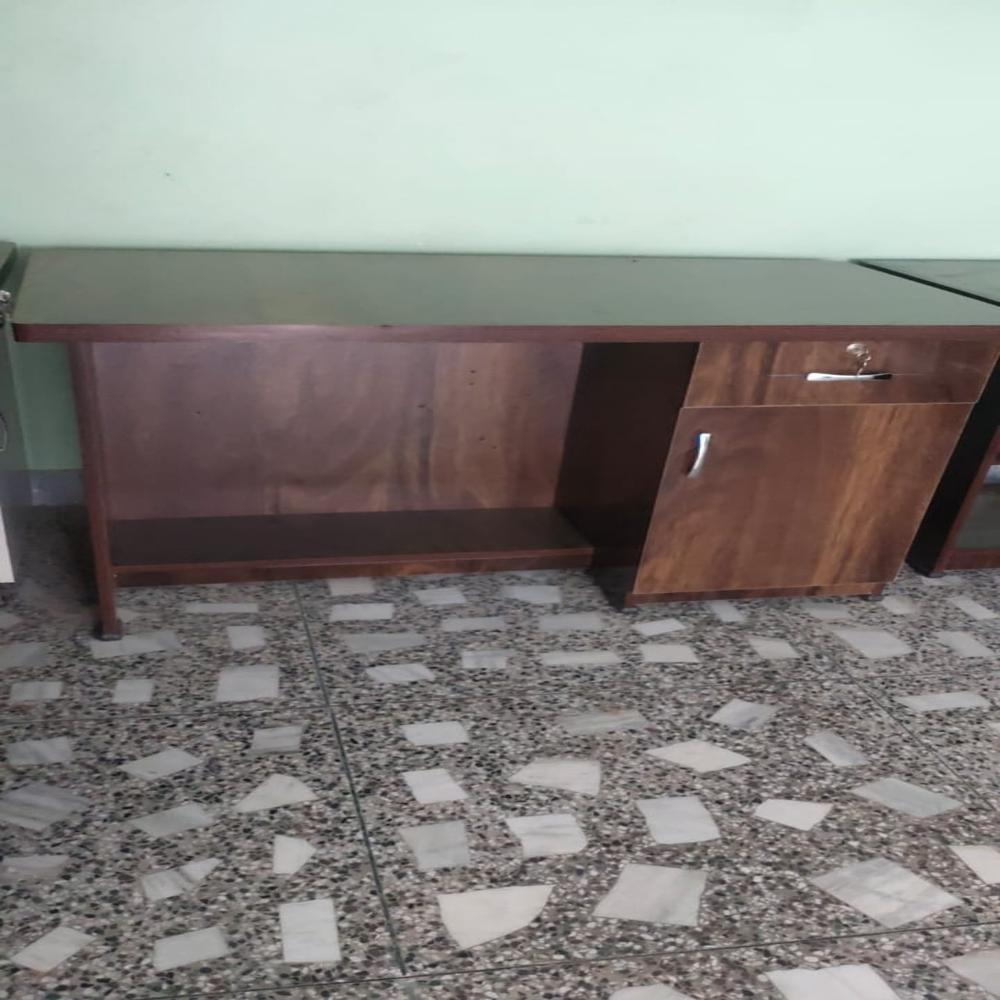 Office Wooden L Shape Table - Feature: Good Quality