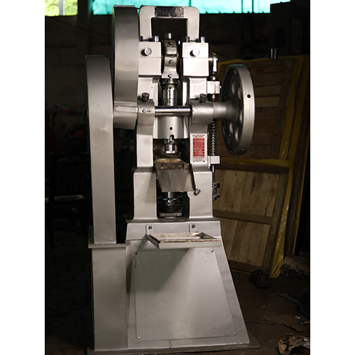 Camphor Tablet Making Machine