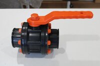 PP Foot Valve Screw End 4