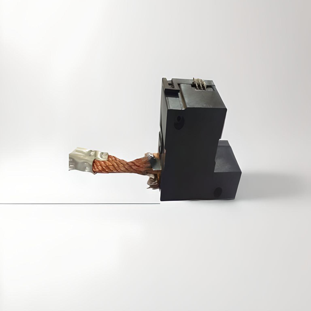 Latching Relay - Color: Black