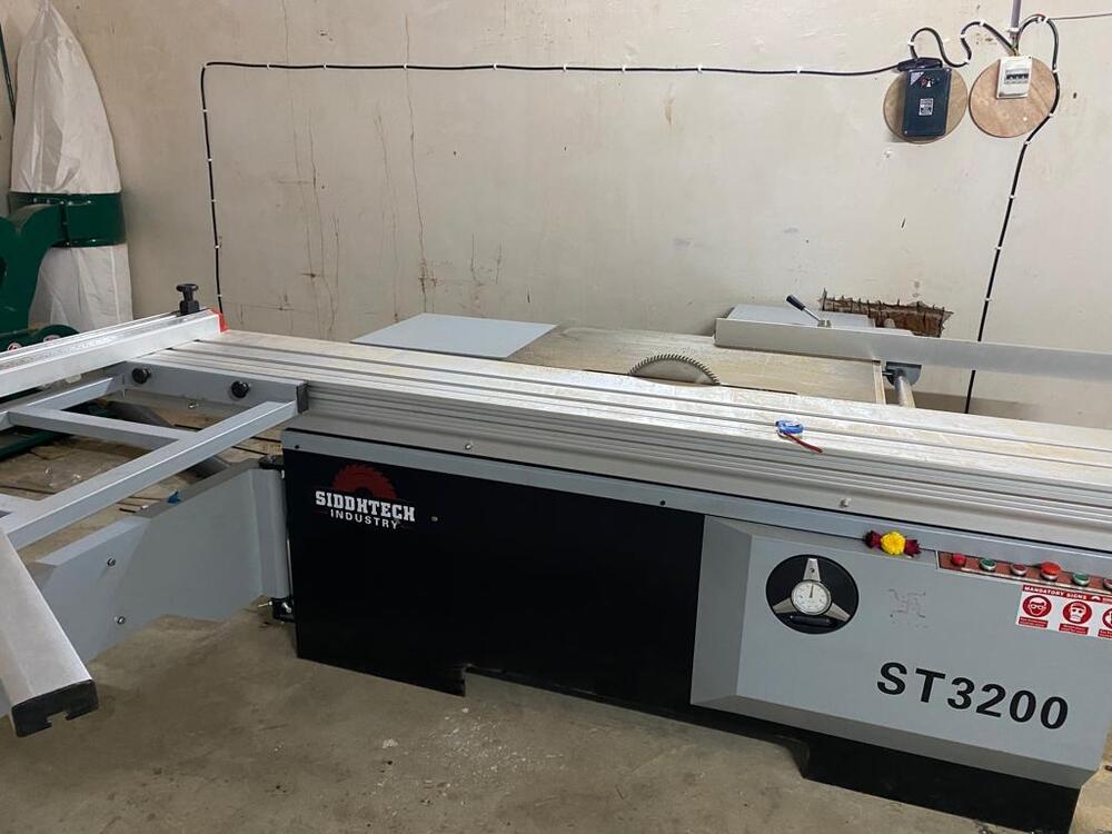 Single Phase Woodworking Sliding Table Panel Saw - Heavy Duty Build, 220-415 Volt, 1 Year Warranty , Burr Free & Right Angle Cutting, Digital & Manual Readings, 45â° Angle Capability, High Precision Sliding Table