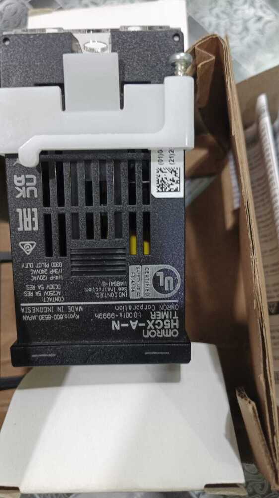 OMRON TIMER 100-240VAC, H5CX-A-N