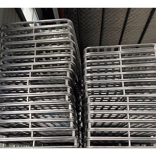 Industrial Pallet - Color: Silver