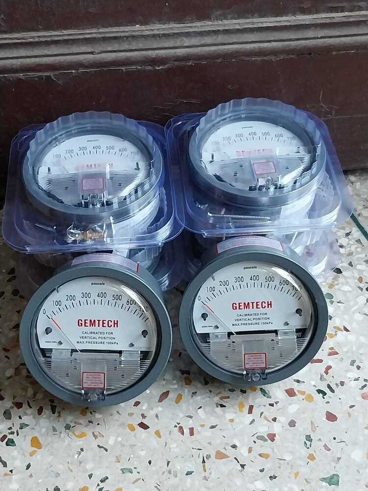 Gemtech Series G2000-750pa Differential Pressure Gauge Range 750 Pa