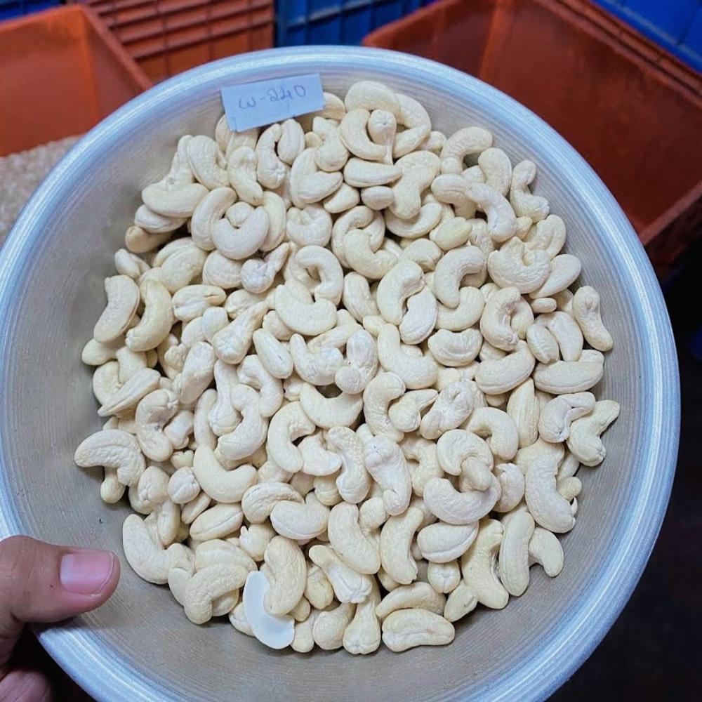 cashews 