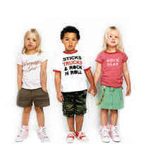 बच्चों की टी-शर्ट्स
