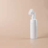 Saffron Face Wash - Attributes: Smudge Proof