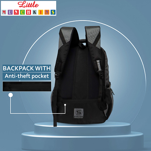 Black Backpack - Design: Modern