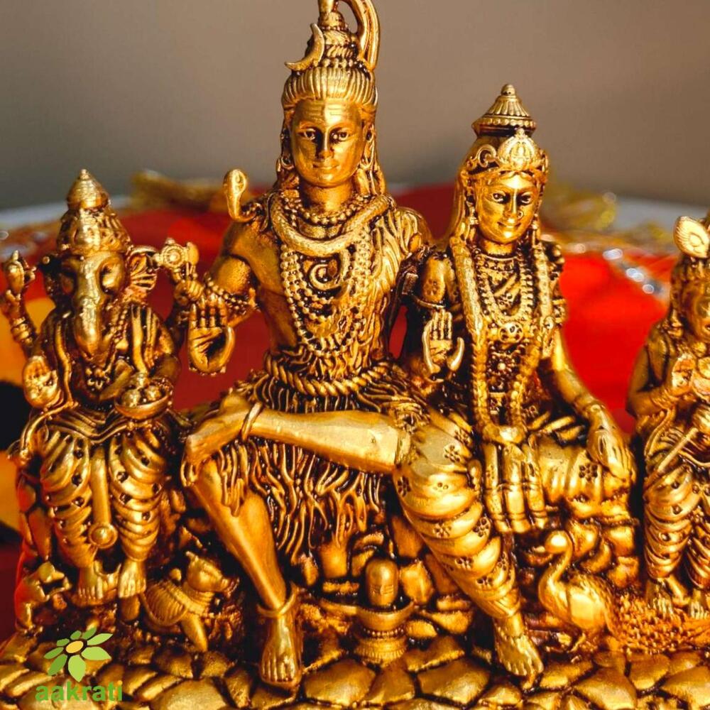 Aakrati Shiva Family Statue, Lord Shiva, Goddess Parvati,ganesh,shiv Family Statue, Shiva With Parvati,hindu Gods - Color: Yellow