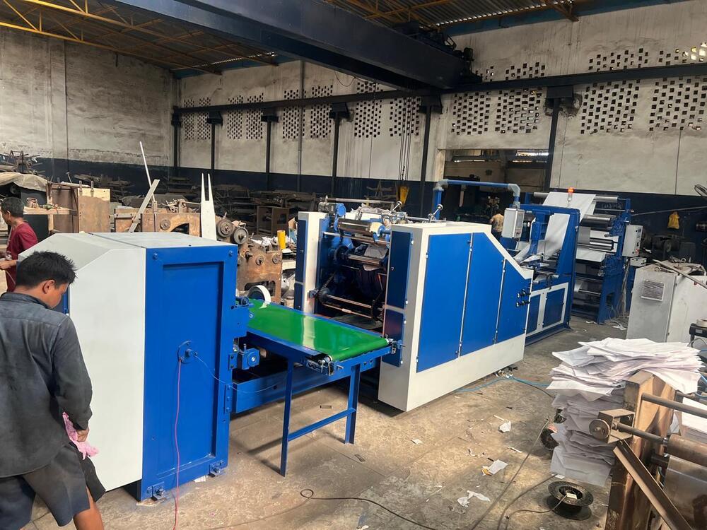 Roll Feeding Square Bottom Paper Bag Making Machine