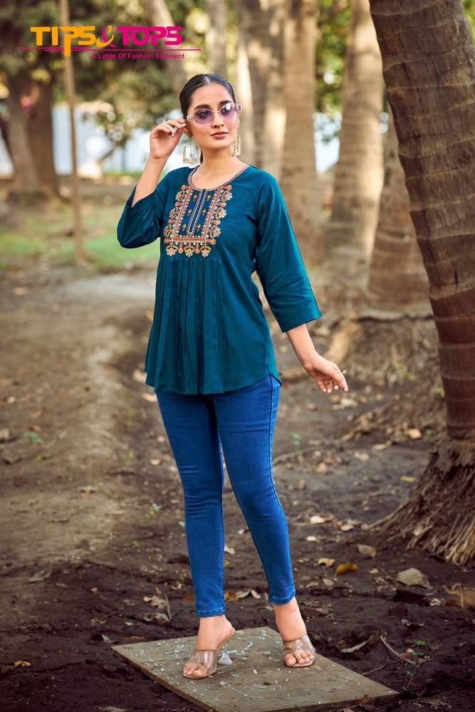Anarkali Design - Pattern: Embroidered