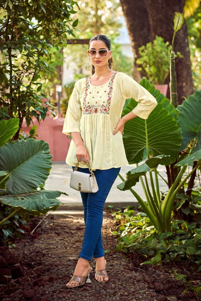 Fancy Short Tops - Feature: Washable