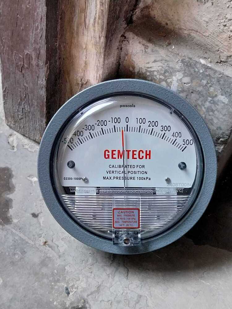GEMTECH Model G2300-1000PA Differential Pressure Gauge Range 500-0-500 PA
