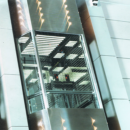 Capsule Elevator