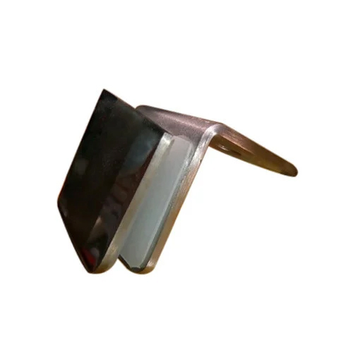 L Connector