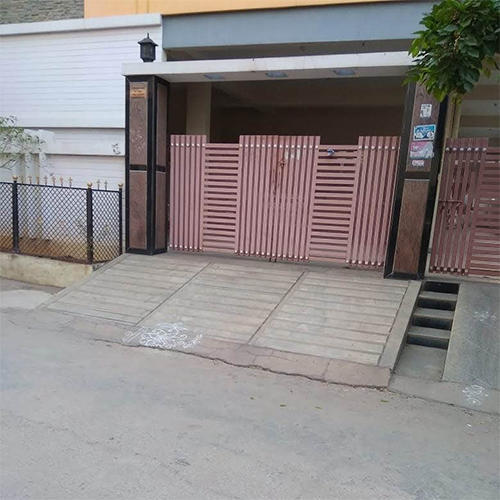 Iron Gate - Color: Brown