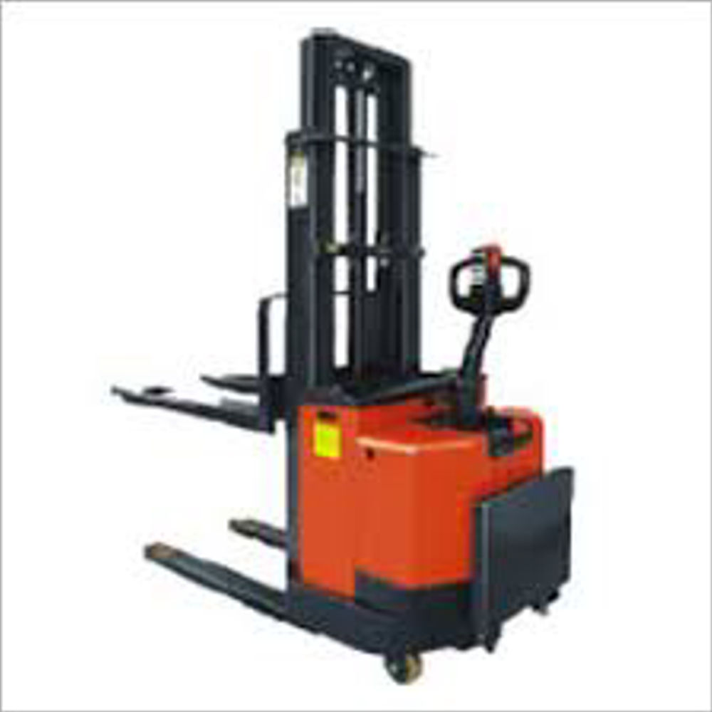Josts electric straddle stand -on Stackers