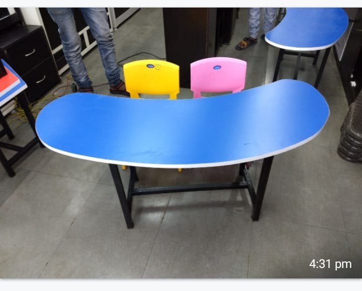 Moon Kids Table - Feature: Durable