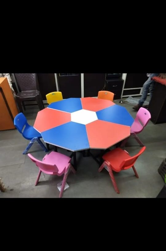 Moon Kids Table - Feature: Durable